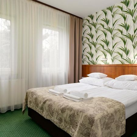 Hotel Zielony Πόζναν Εξωτερικό φωτογραφία