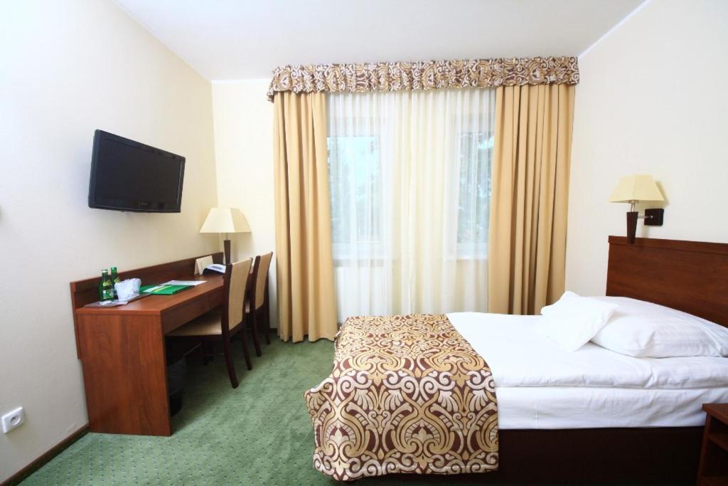 Hotel Zielony Πόζναν Εξωτερικό φωτογραφία