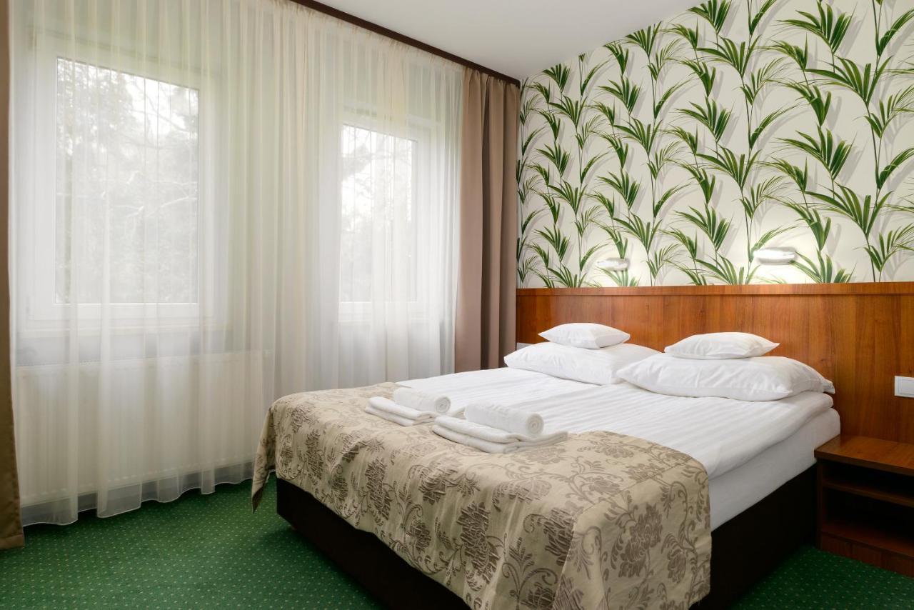Hotel Zielony Πόζναν Εξωτερικό φωτογραφία