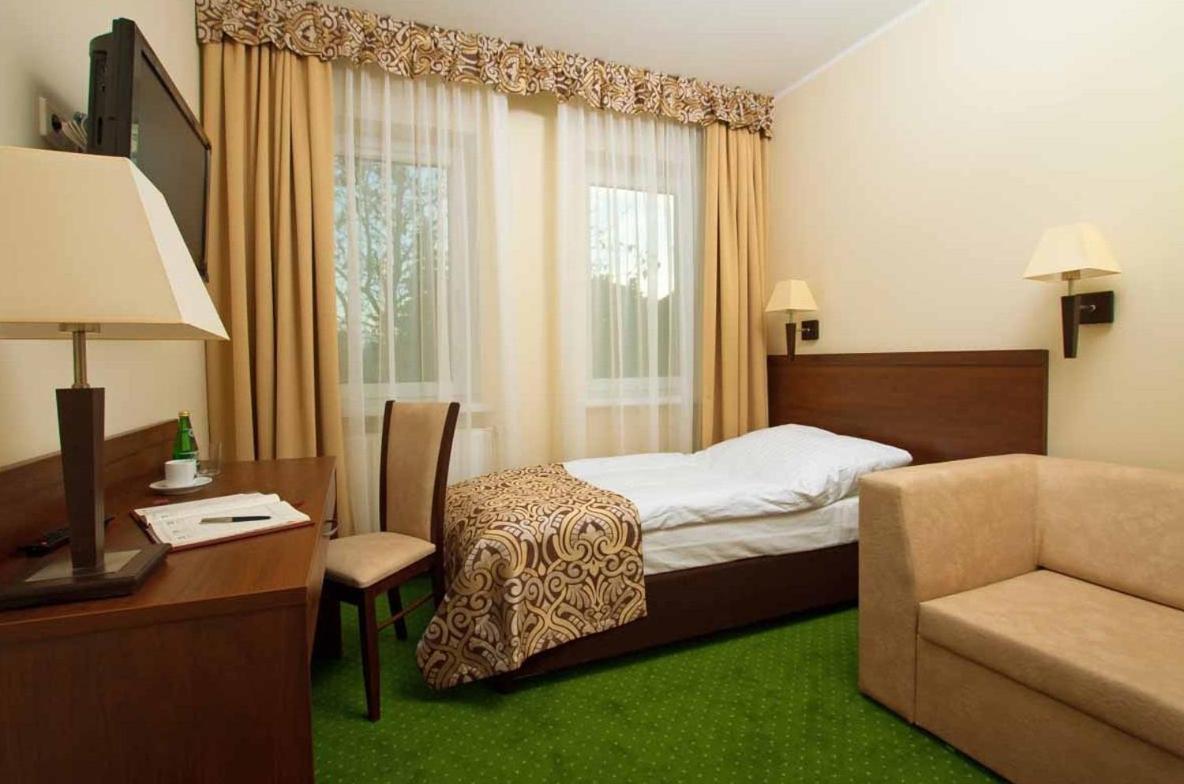 Hotel Zielony Πόζναν Εξωτερικό φωτογραφία