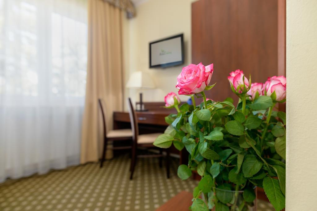 Hotel Zielony Πόζναν Εξωτερικό φωτογραφία